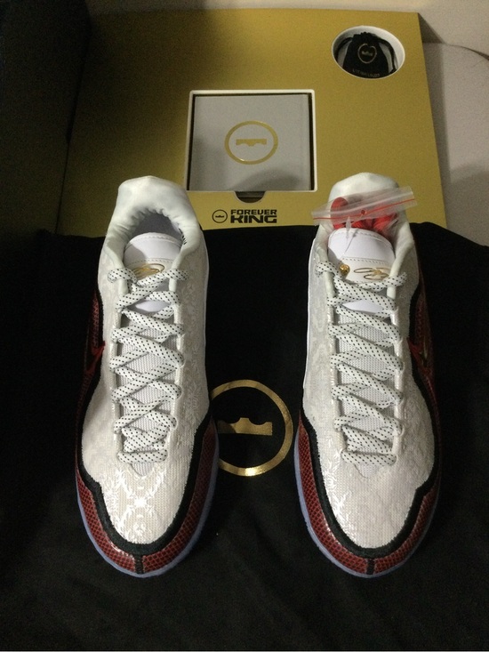 Lebrons special edition 23 Men’s White & Red Basketball Shoes